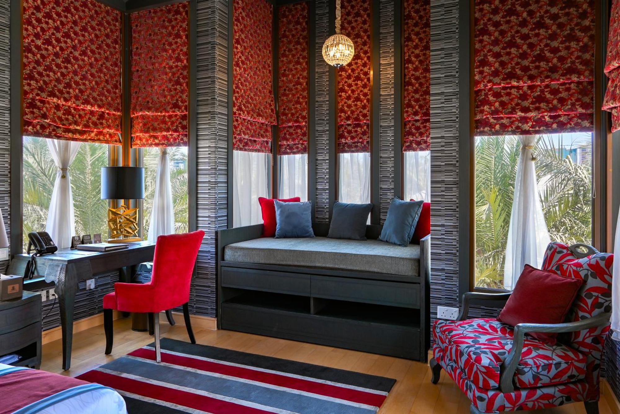 Palavra Resort Manama Exterior foto A room at the hotel